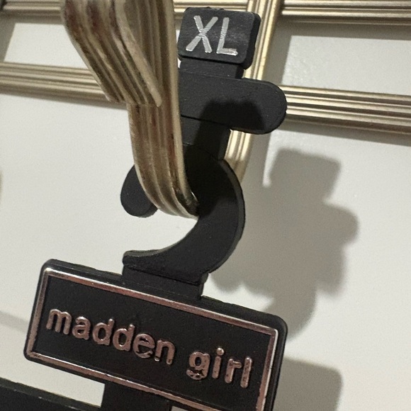 NWT Set of 3 Madden Girl Women's Black, Brown, and Tan Pearl Belts - Picture 3 of 4